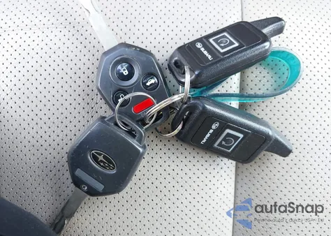 2013 Subaru Outback 2.5I Limited z USA, uszkodzony, nr VIN 4S4BRBKCXD3234003